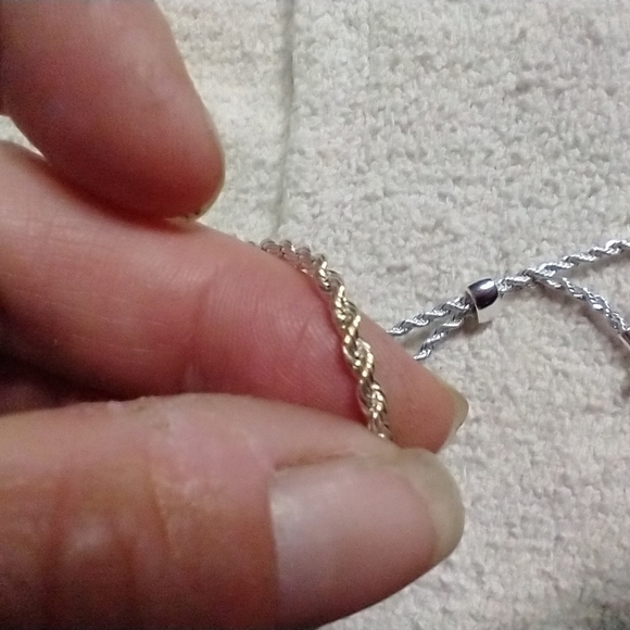 Silvertone rope adjustable bracelet - Picture 4 of 4